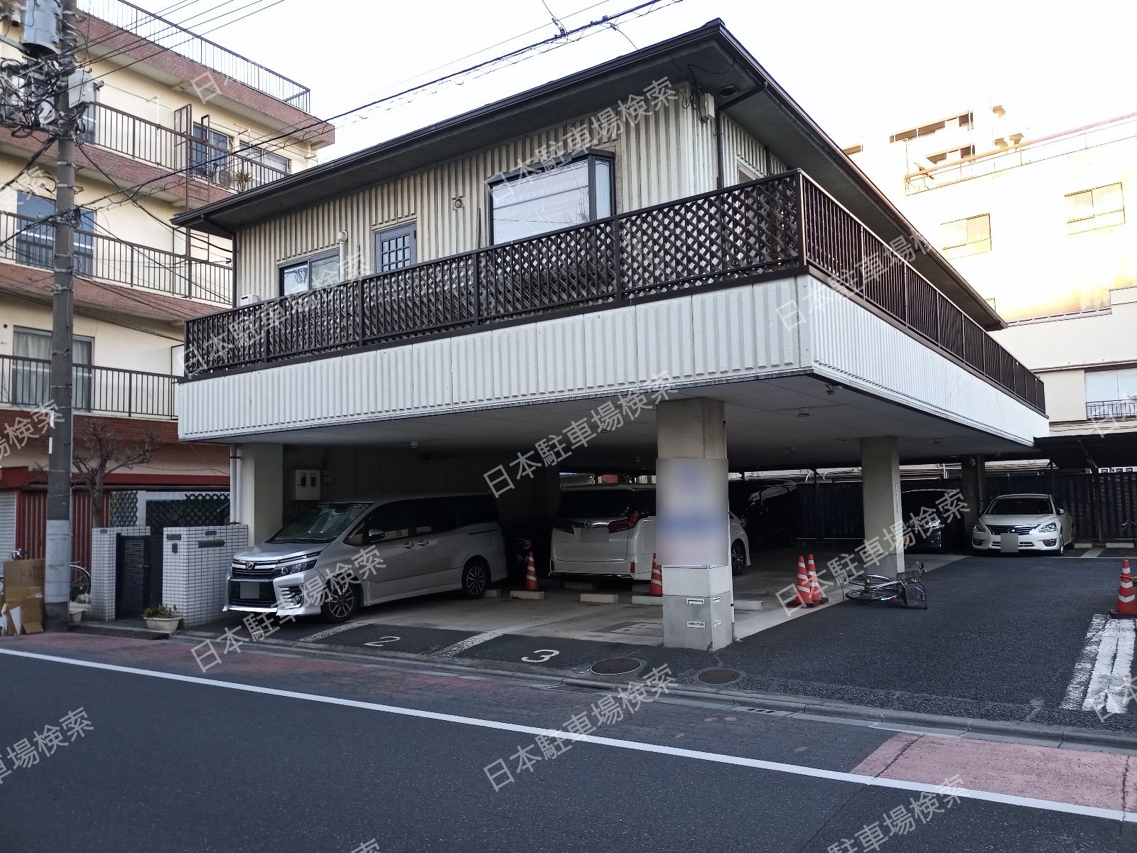 清川１丁目9(屋内) 月極駐車場