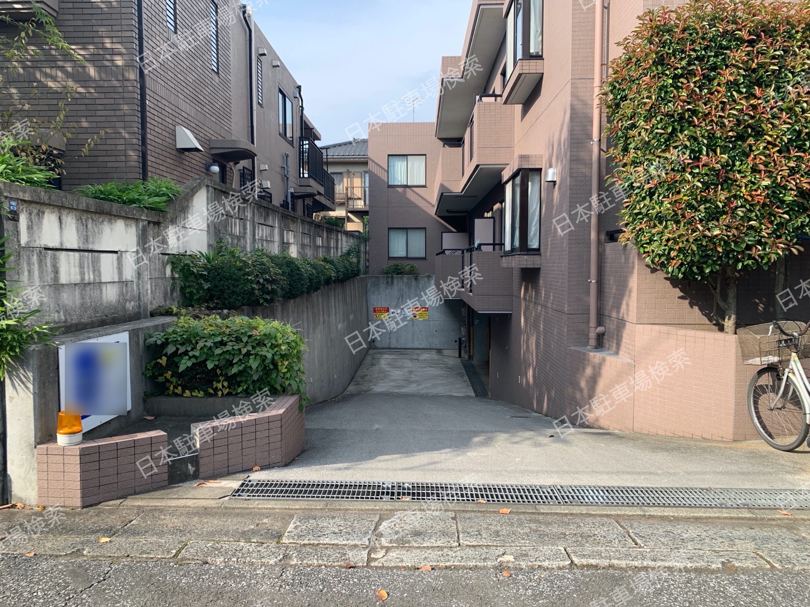 新宿区中落合 月極駐車場