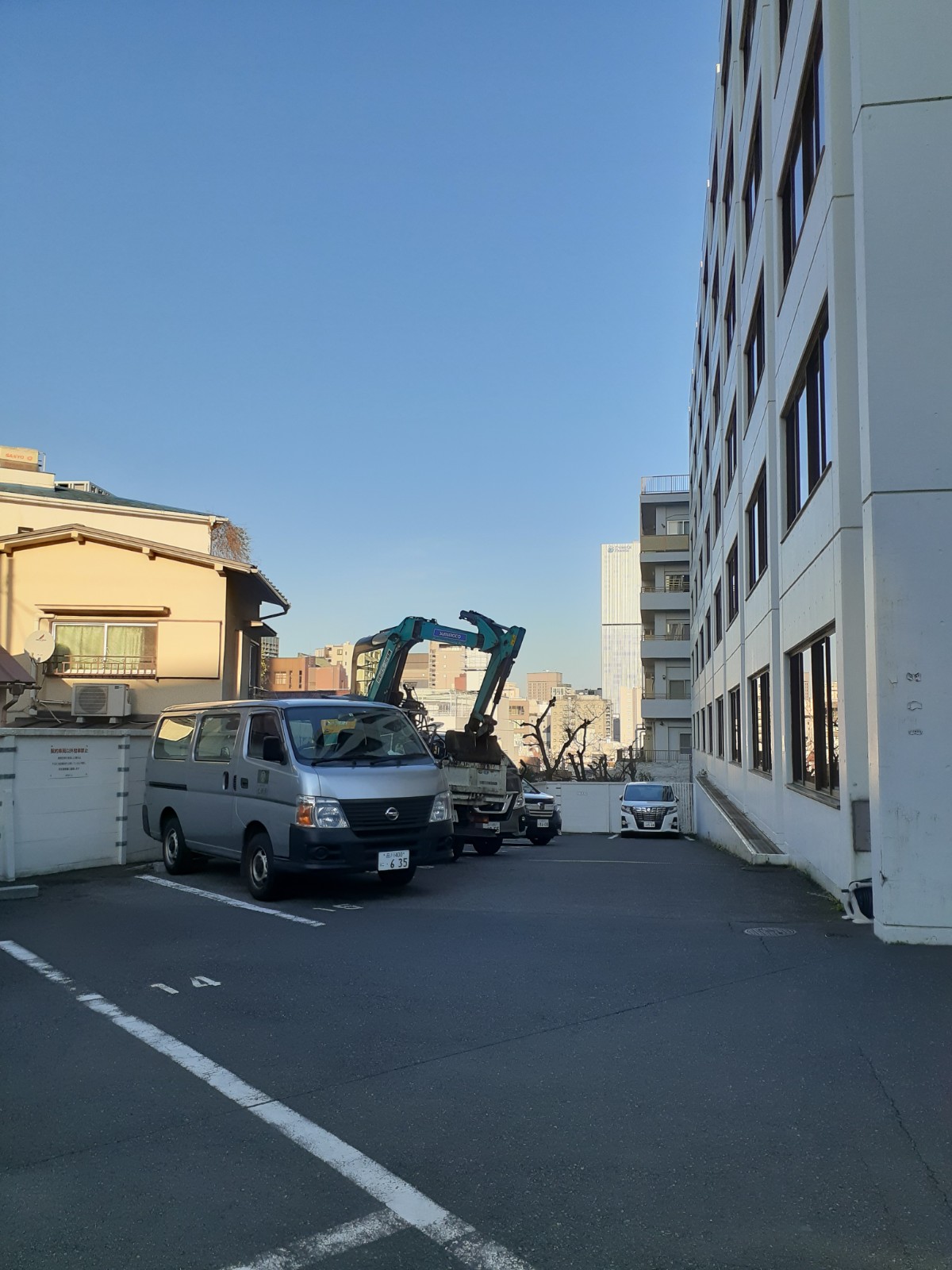 赤坂ビル月極駐車場の駐車場情報 港区赤坂4丁目13 24時間 平面 屋外 ハイルーフ対応 日本駐車場検索