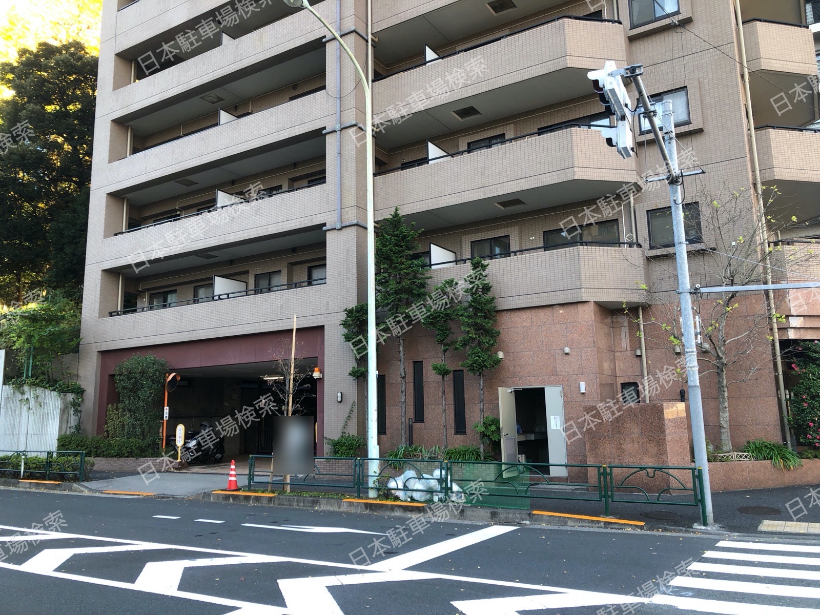 新宿区西早稲田３丁目月極駐車場