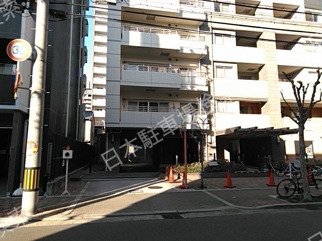 大阪市中央区日本橋２丁目　月極駐車場(バイク専用)