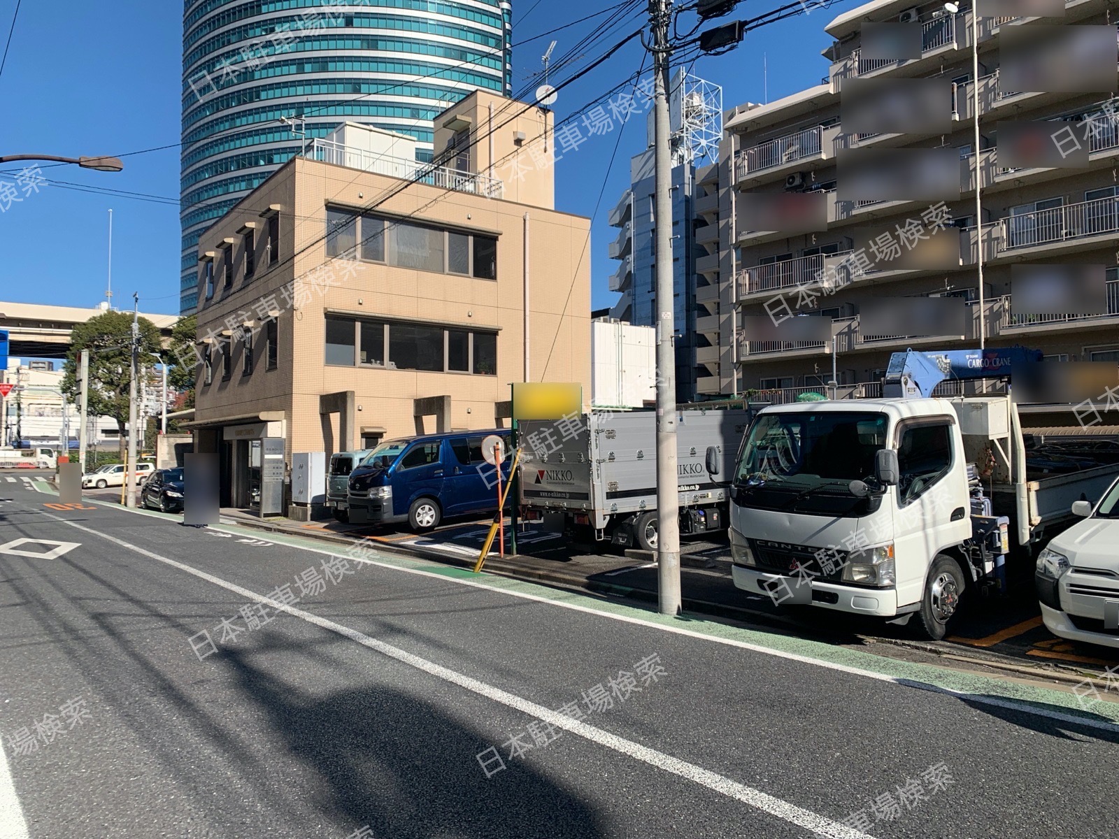 新宿区新小川町　月極駐車場