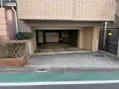 新宿区市谷薬王寺町 月極駐車場