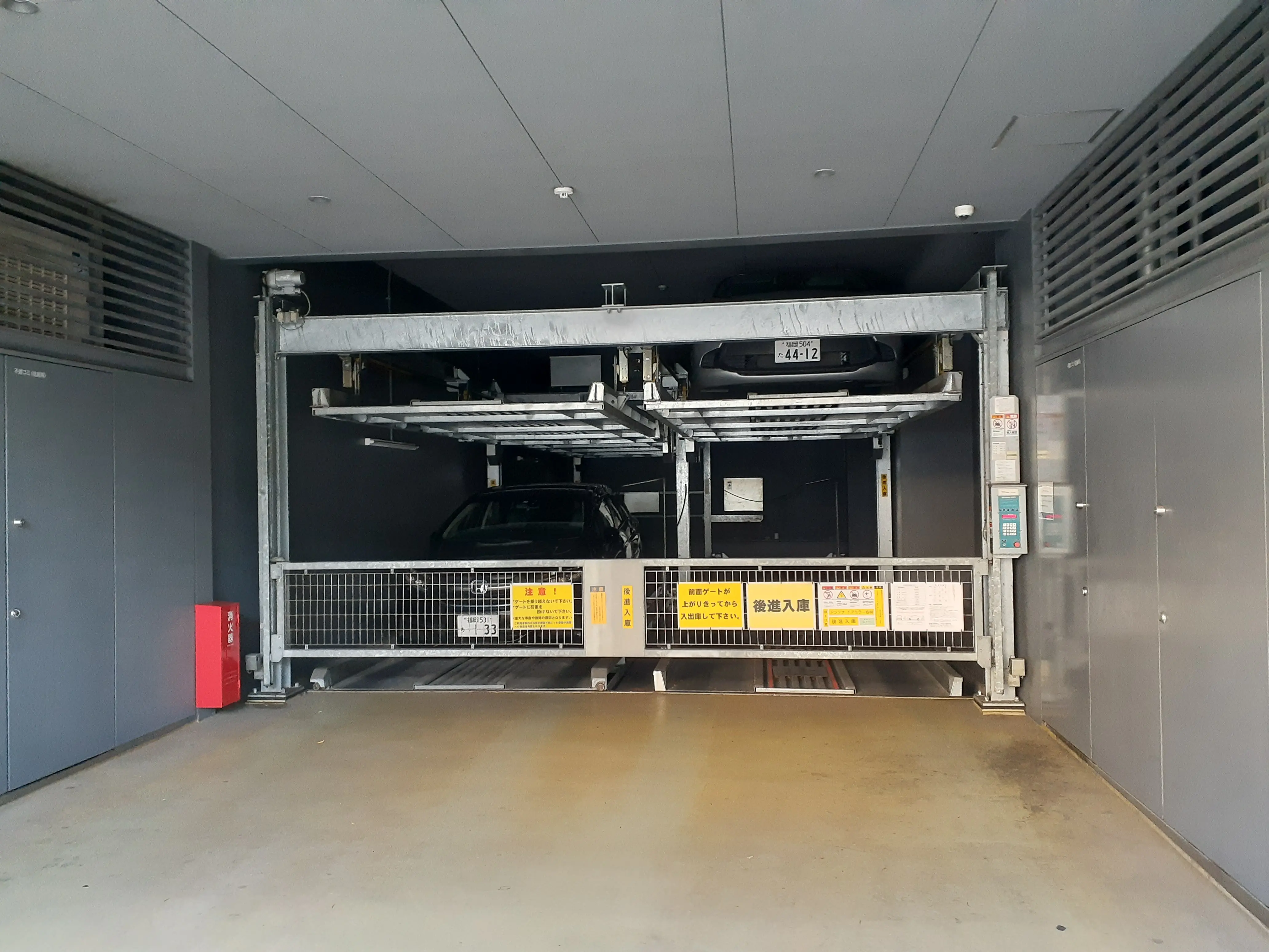 福岡市中央区渡辺通３丁目 月極駐車場