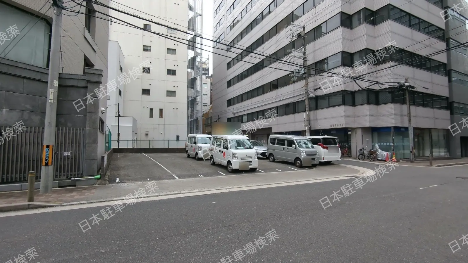 大阪市西区立売堀１丁目　月極駐車場