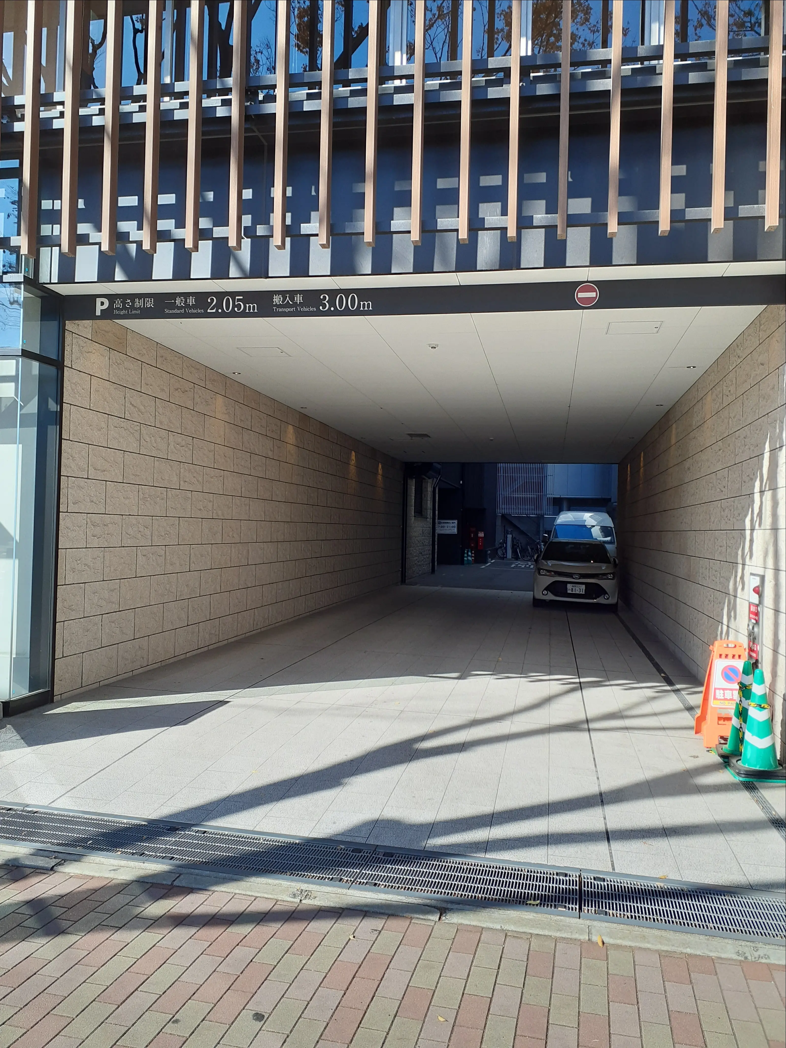 福岡市博多区冷泉町　月極駐車場
