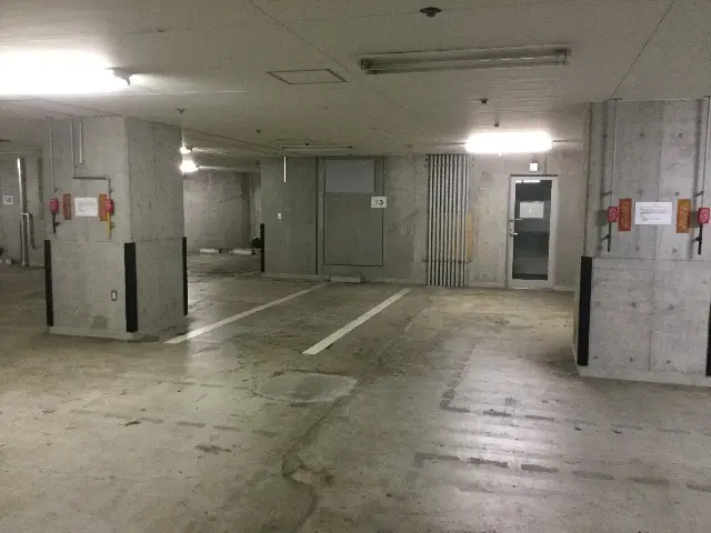 宝塚大学 新宿キャンパスビル月極駐車場