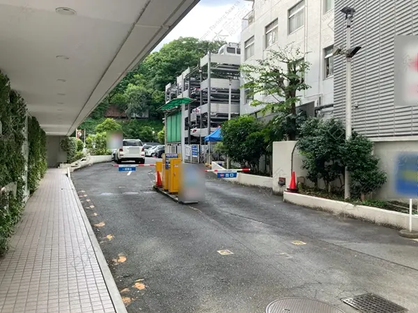 渋谷区神宮前６丁目　月極駐車場