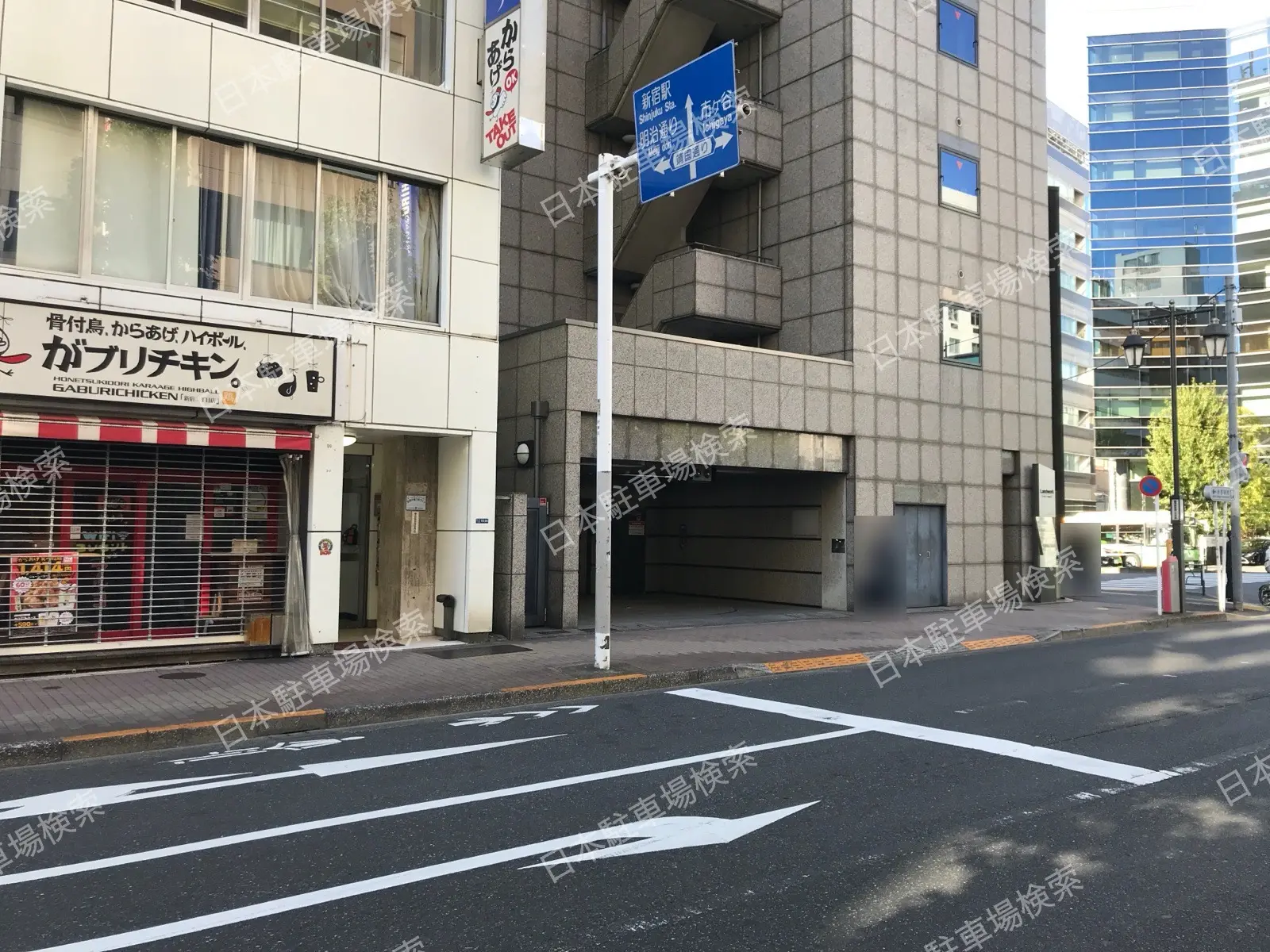 新宿区新宿２丁目 月極駐車場