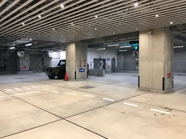 リンクスクエア新宿駐車場