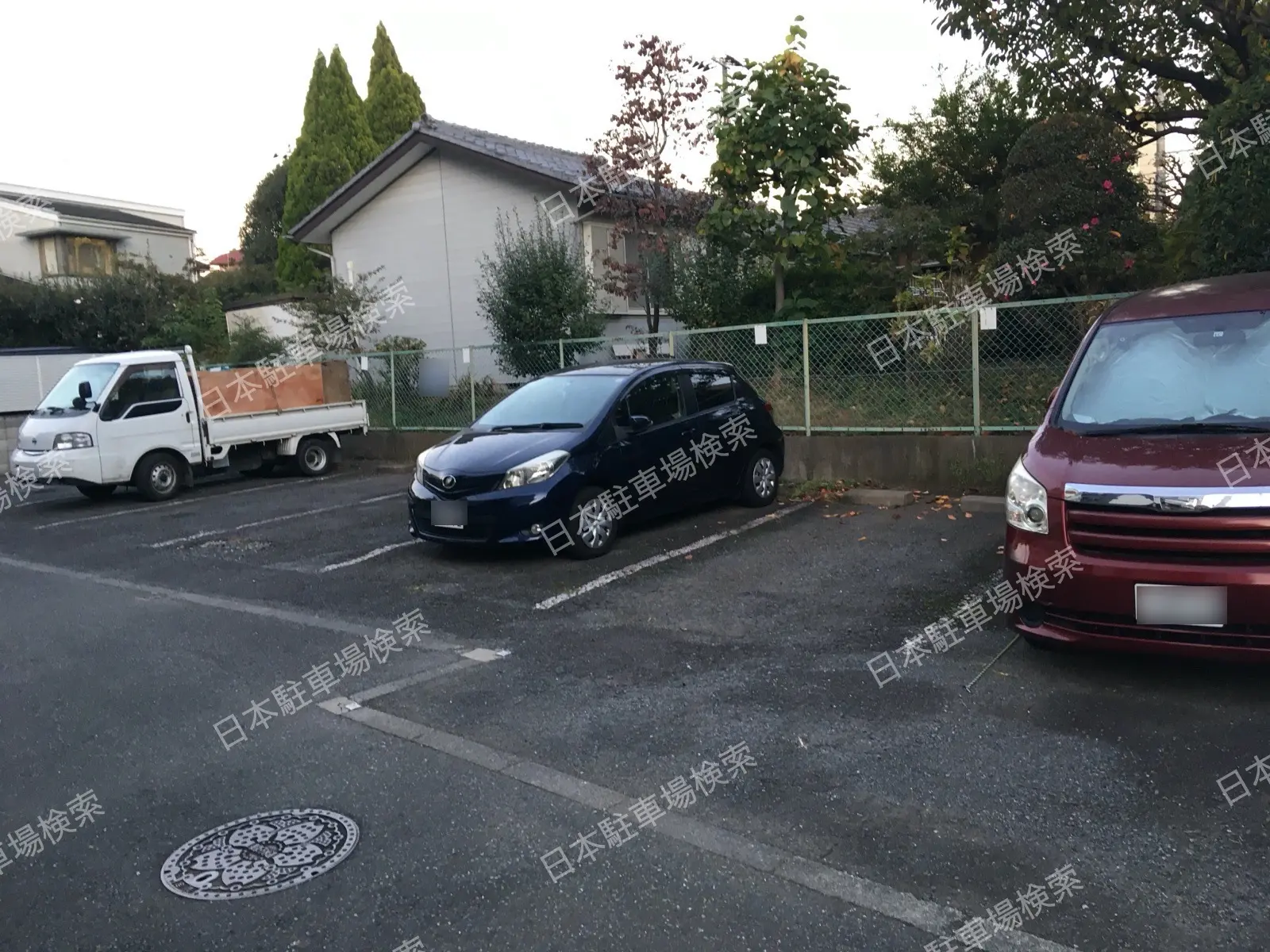 新宿区中落合４丁目　月極駐車場