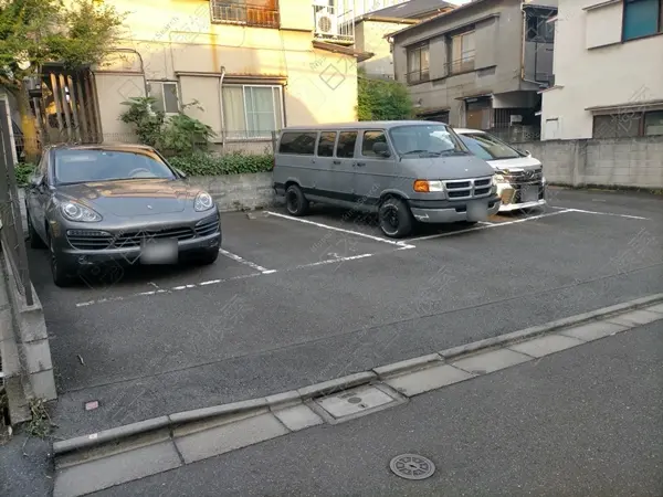 渋谷区東　月極駐車場