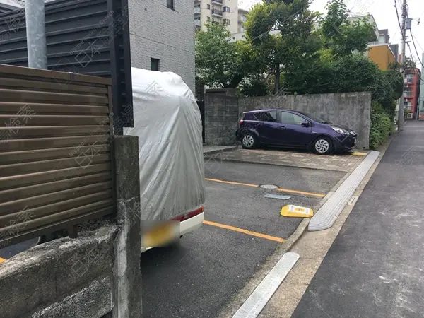 渋谷区本町４丁目月極駐車場