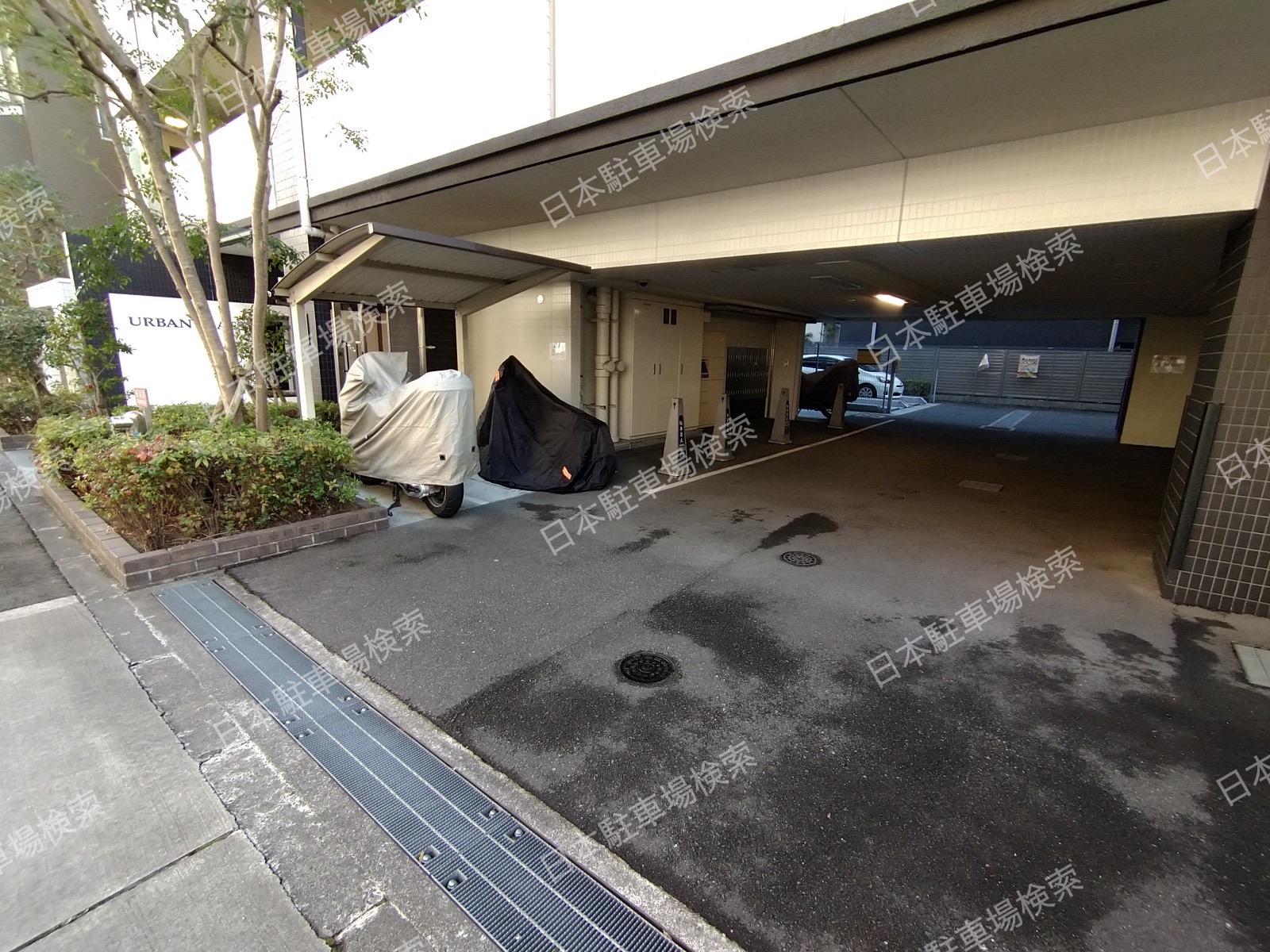 大阪市淀川区西中島２丁目　月極駐車場