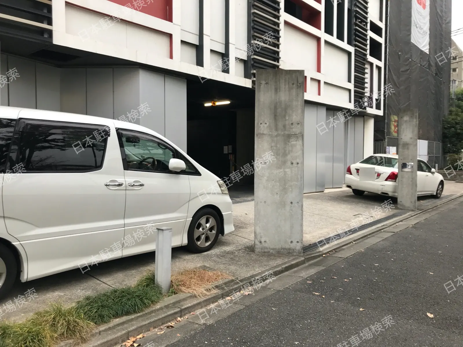 新宿区若松町　月極駐車場