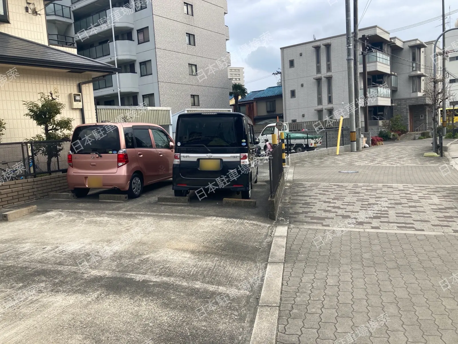 大阪市淀川区十八条１丁目　月極駐車場