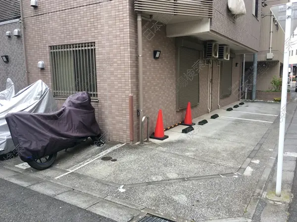 渋谷区幡ヶ谷２丁目　月極駐車場