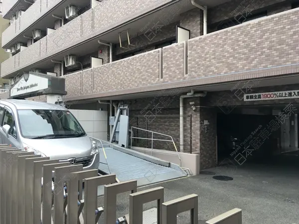 渋谷区幡ヶ谷２丁目　月極駐車場