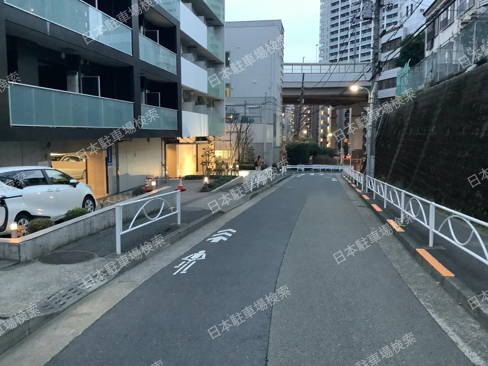 目黒区大橋2丁目　月極駐車場