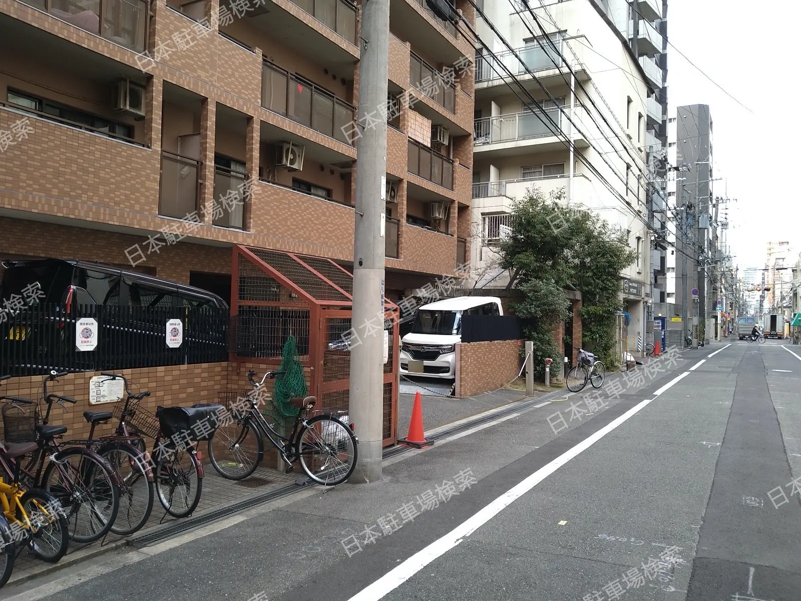 大阪市中央区松屋町　月極駐車場