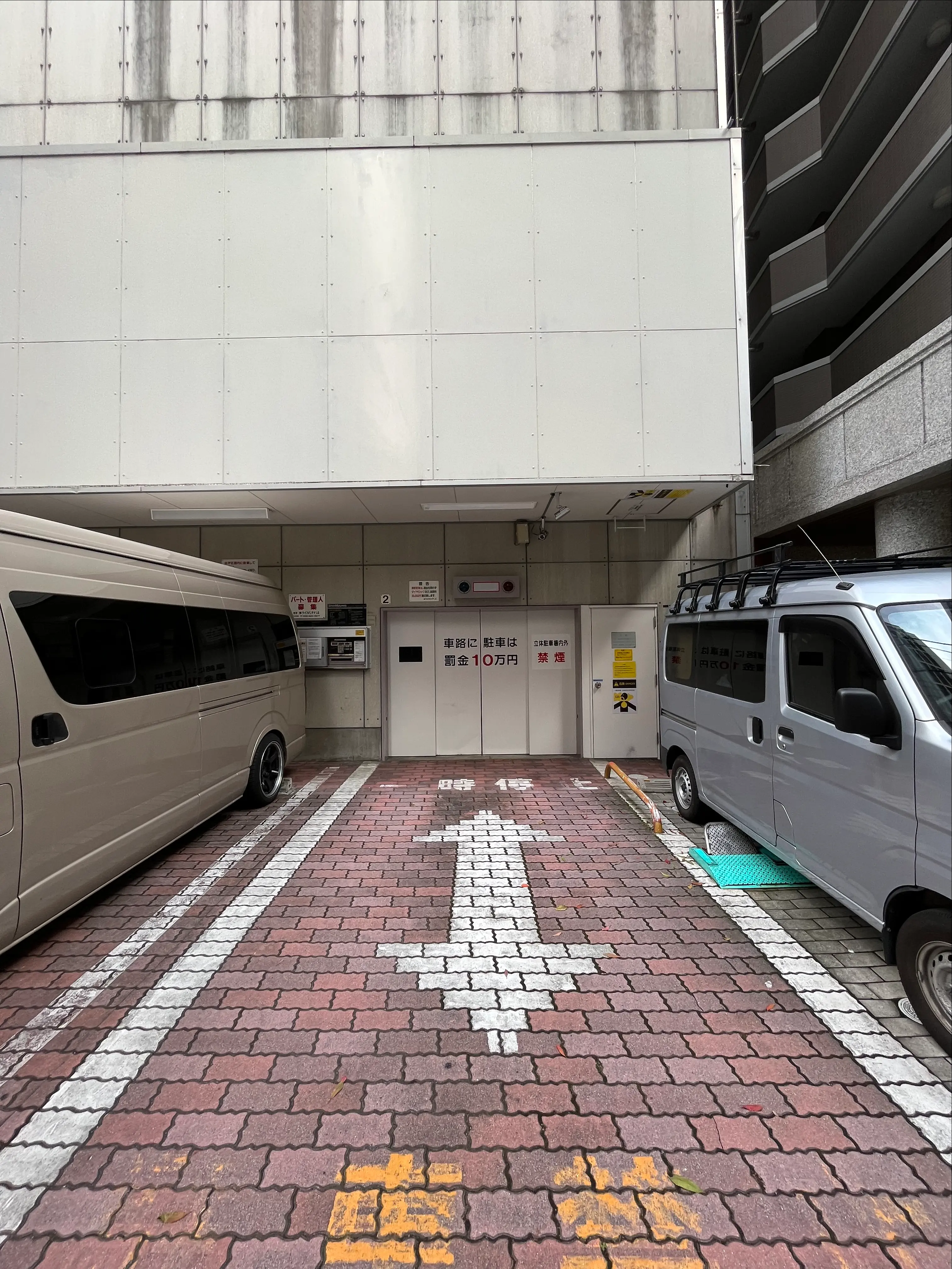 薬院３丁目11(屋内・機械) 月極駐車場