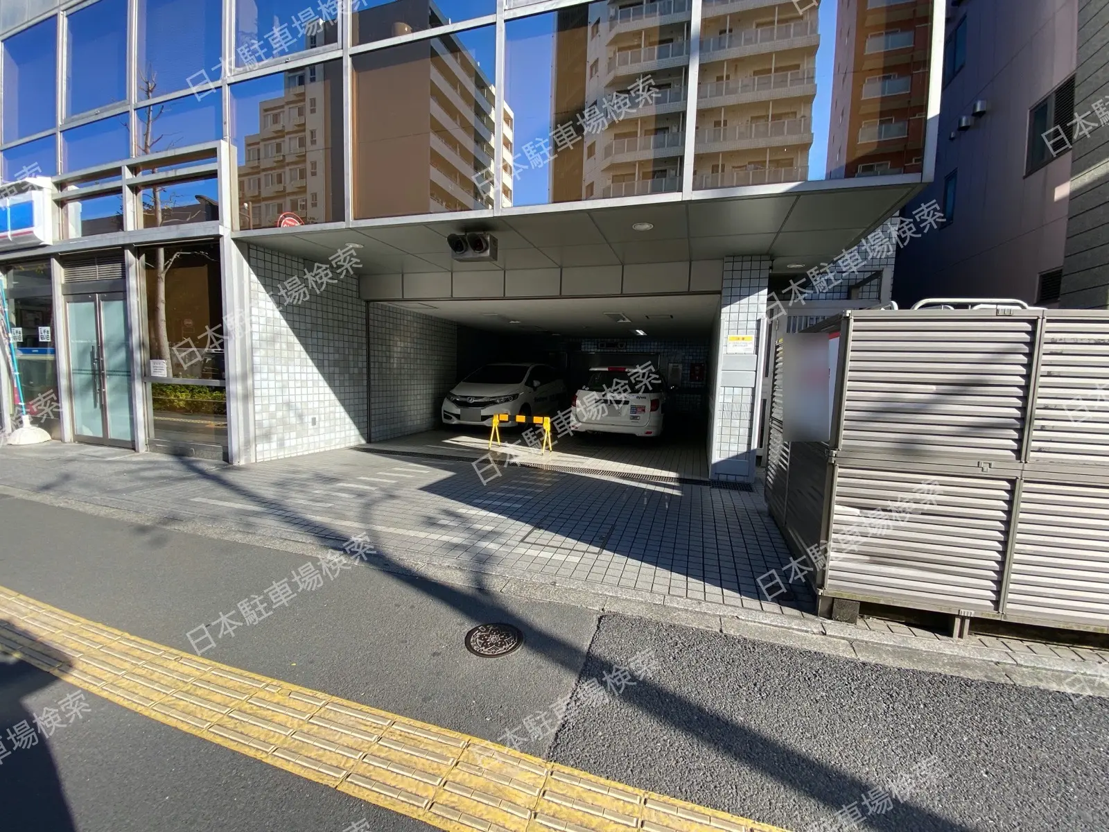 新宿区西早稲田２丁目月極駐車場