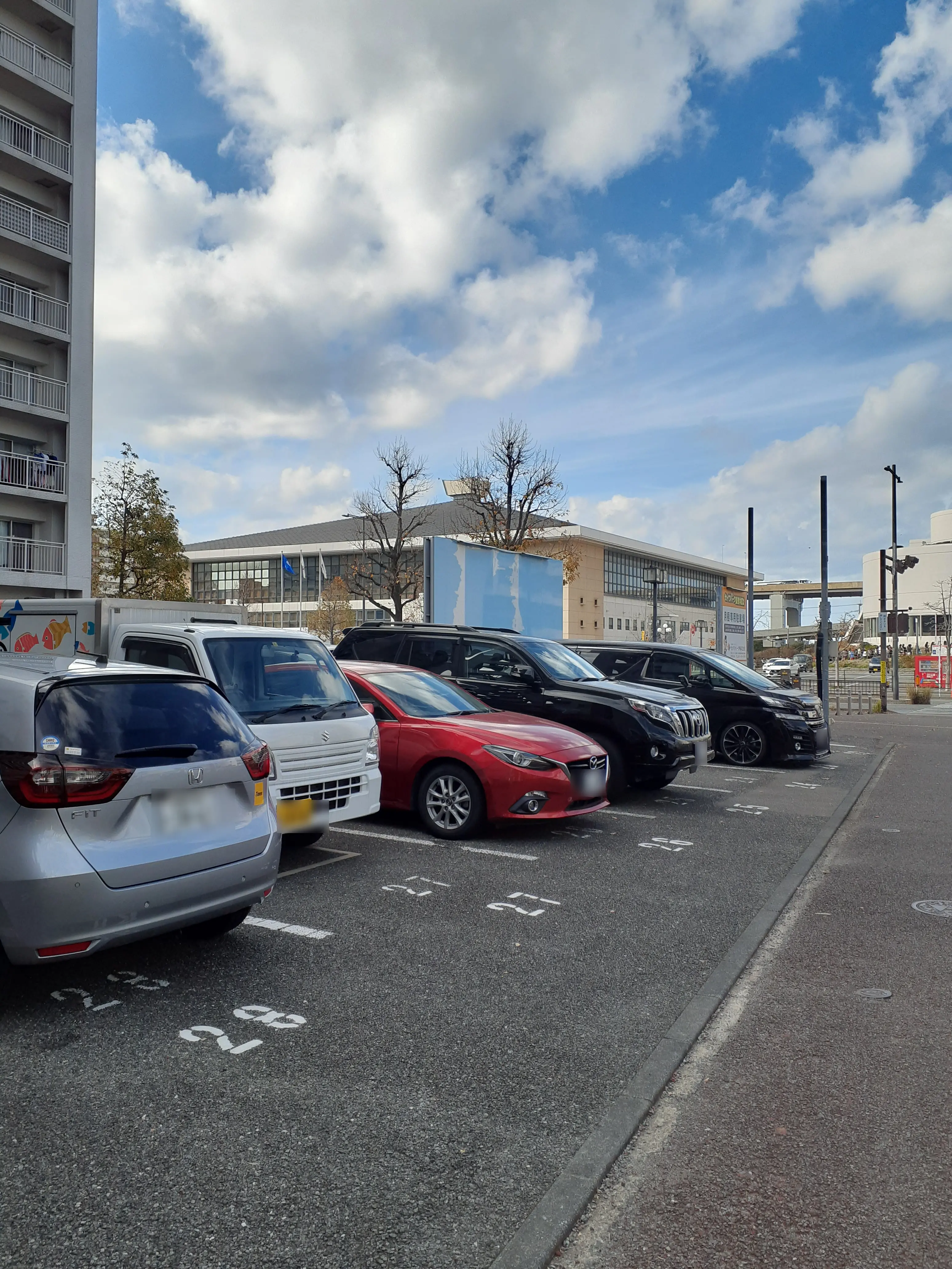 福岡市博多区築港本町　月極駐車場