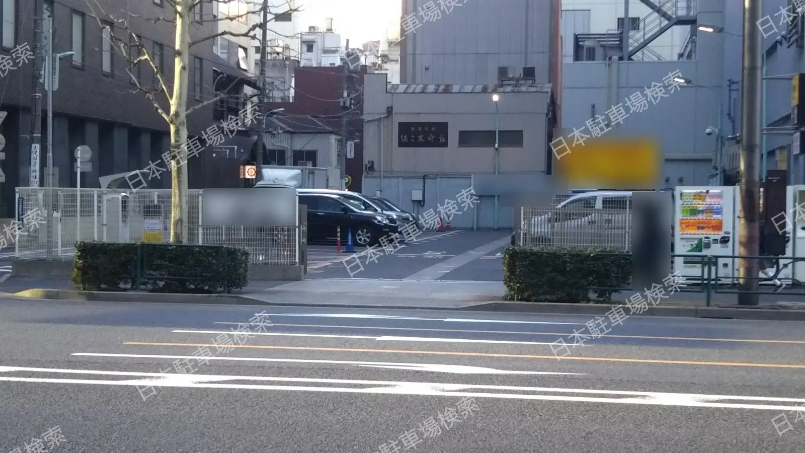 日本橋室町４丁目1(屋外・平面) 月極駐車場