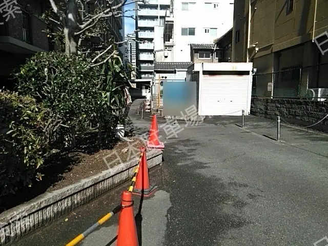 大阪市中央区瓦屋町２丁目　月極駐車場