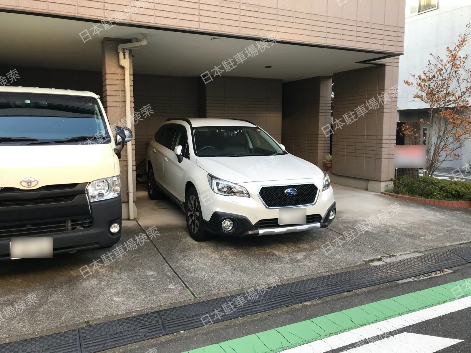 新宿区新宿７丁目　月極駐車場