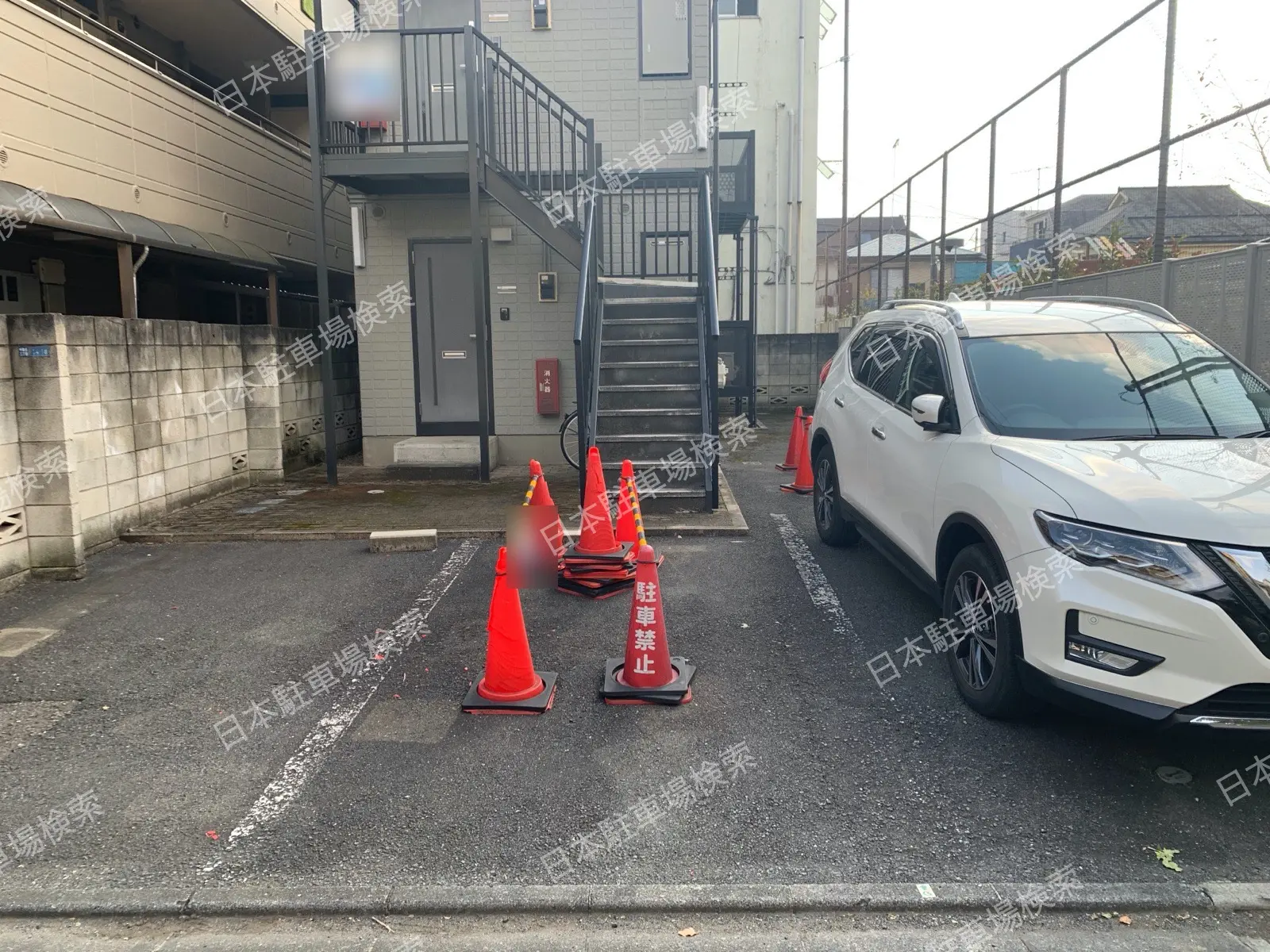 新宿区中落合３丁目月極駐車場