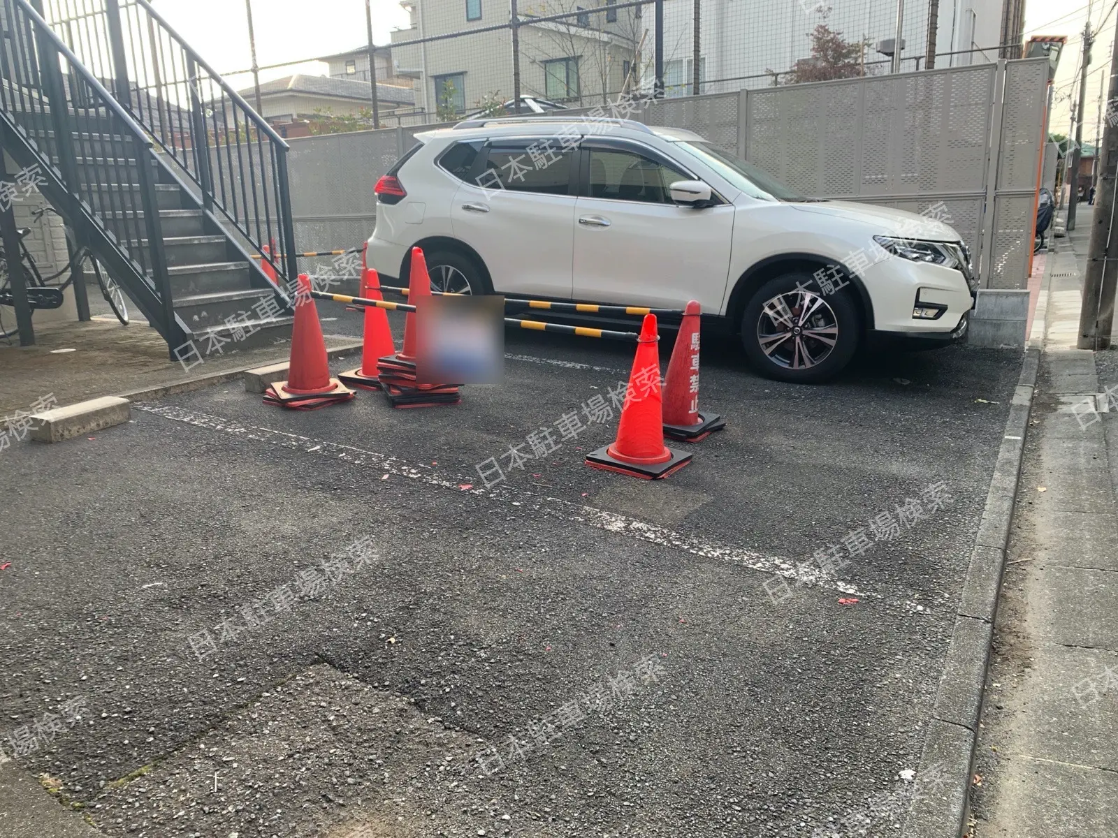 新宿区中落合３丁目月極駐車場