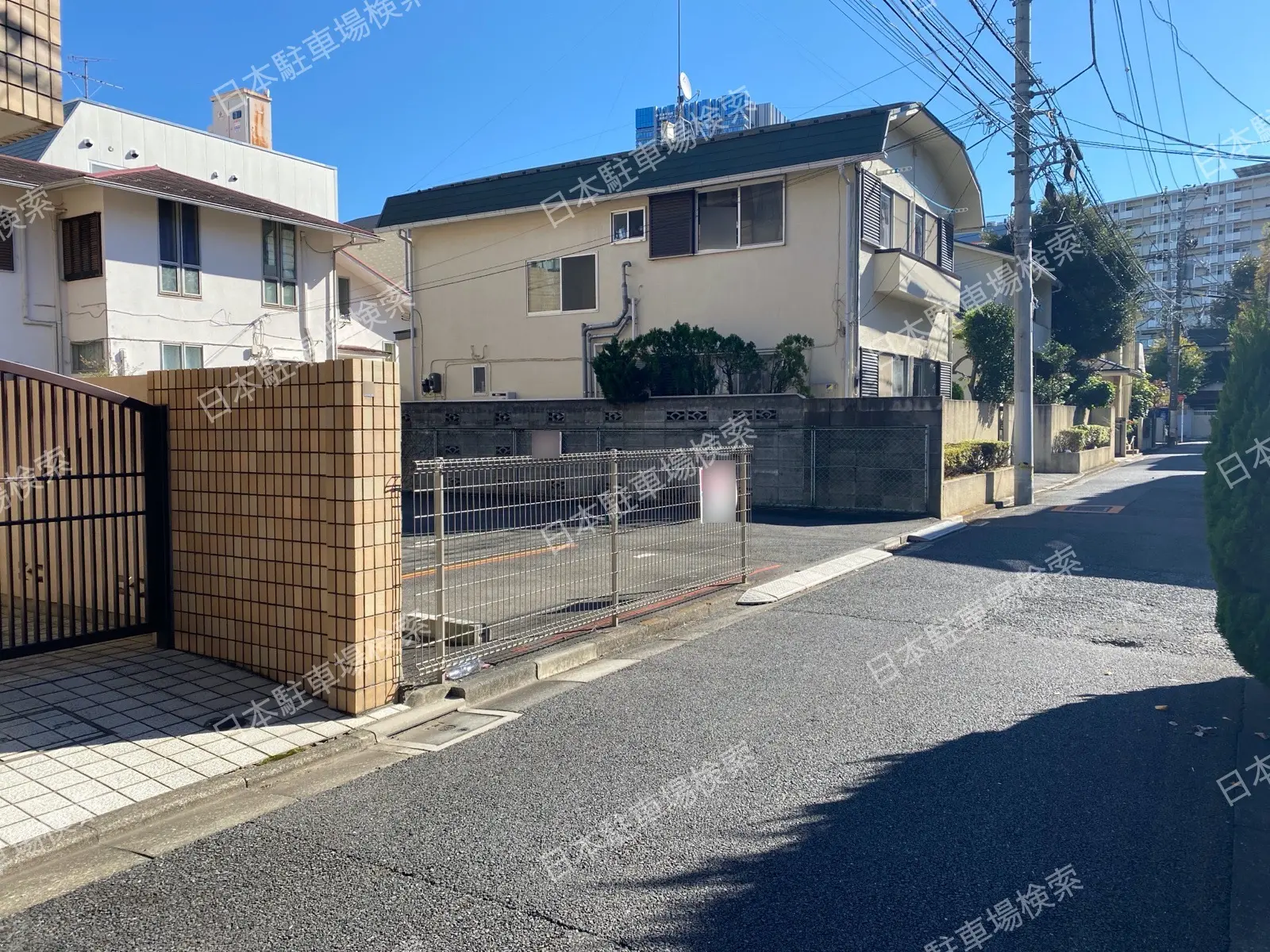 新宿区高田馬場４丁目　月極駐車場