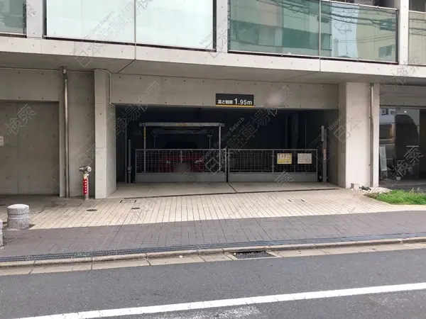 渋谷区桜丘町　月極駐車場