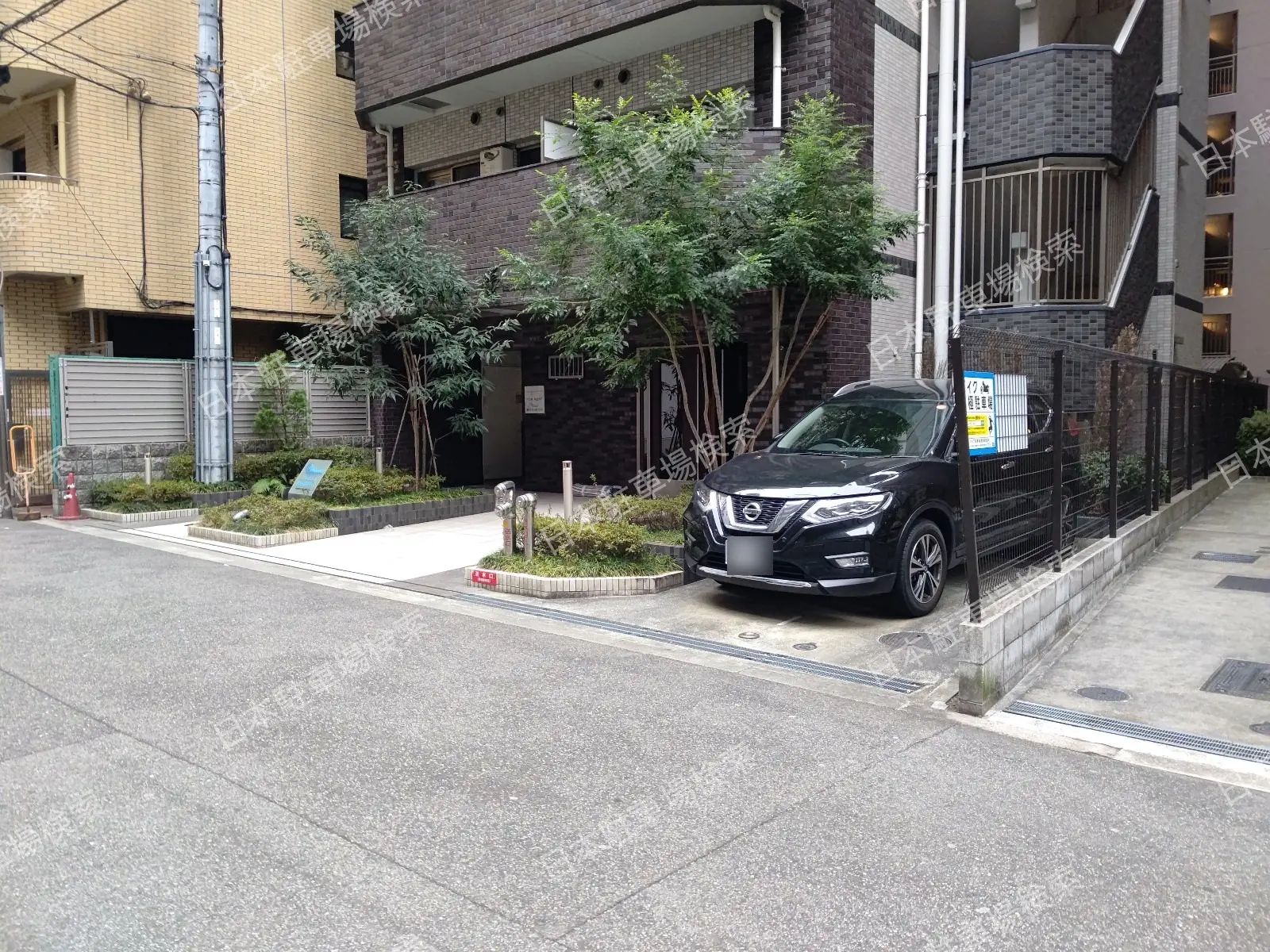 大阪市中央区東高麗橋　月極駐車場