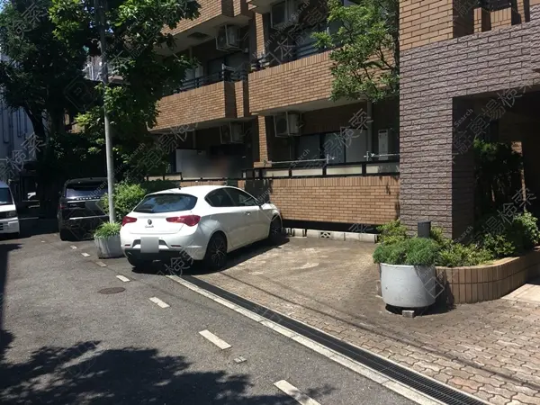 神宮前２丁目18(屋外・平面) 月極駐車場