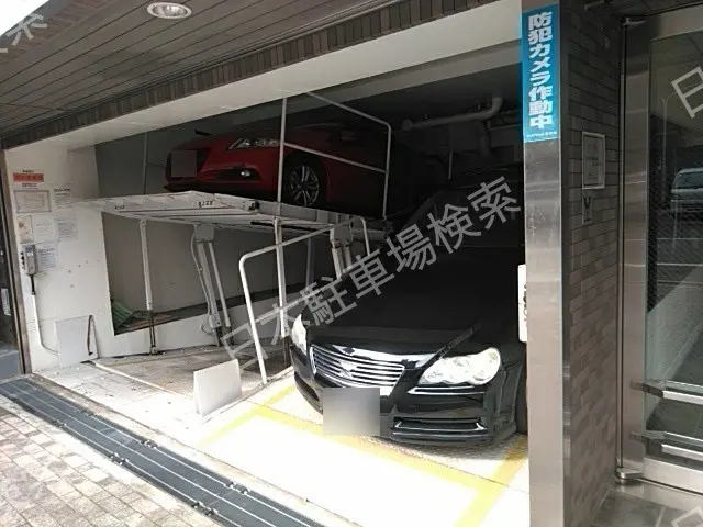 大阪市浪速区桜川２丁目　月極駐車場