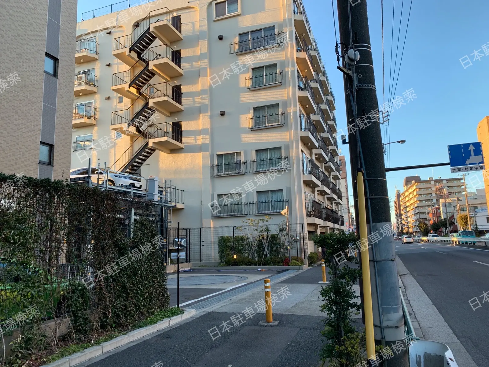 目黒区平町１丁目　月極駐車場