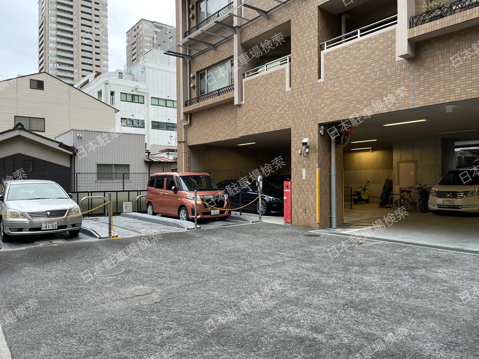 大阪市中央区安堂寺町１丁目　月極駐車場