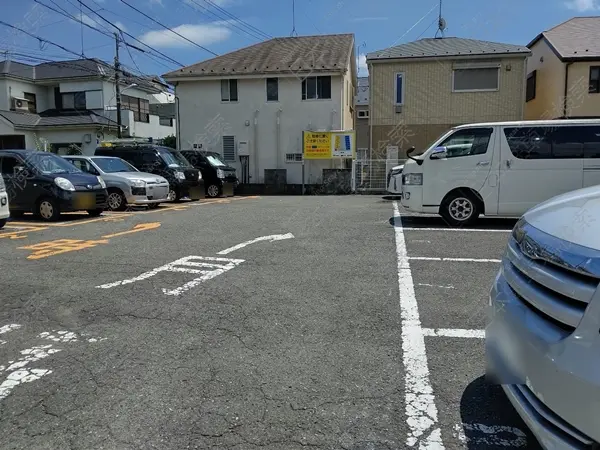 渋谷区初台２丁目月極駐車場