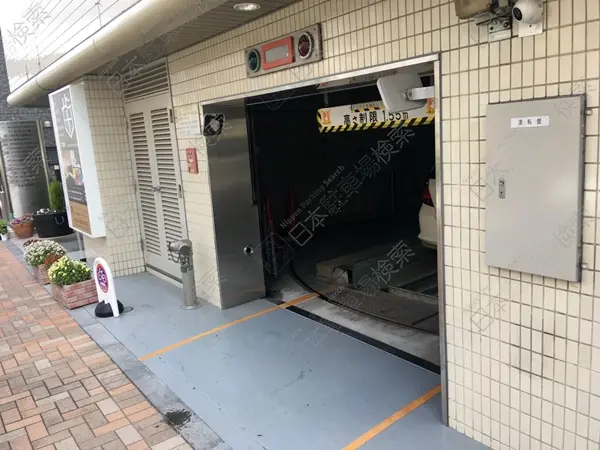 渋谷区本町３丁目　月極駐車場