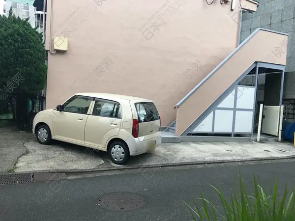 代々木３丁目3 月極駐車場