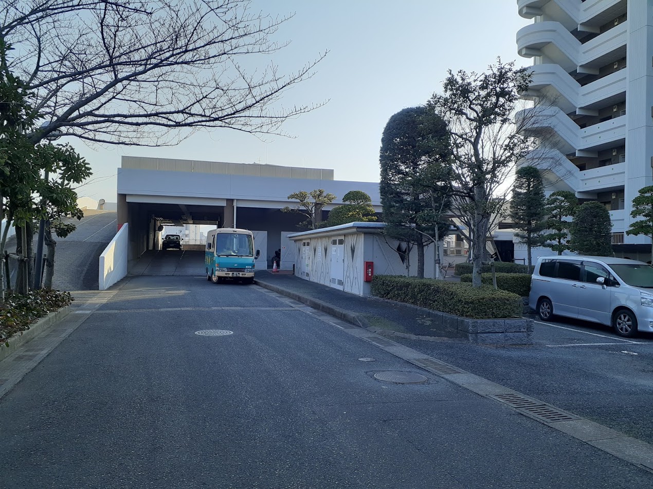 福岡市中央区警固　月極駐車場