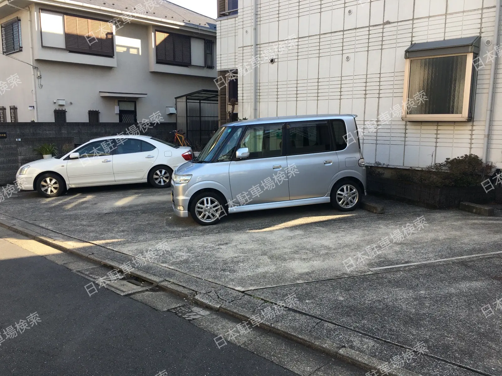 目黒区柿の木坂２丁目　月極駐車場