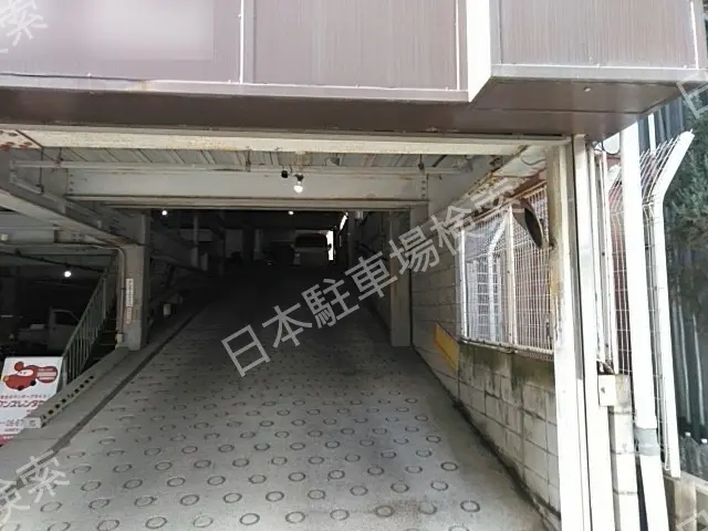 瓦屋町１丁目5(屋内) 月極駐車場