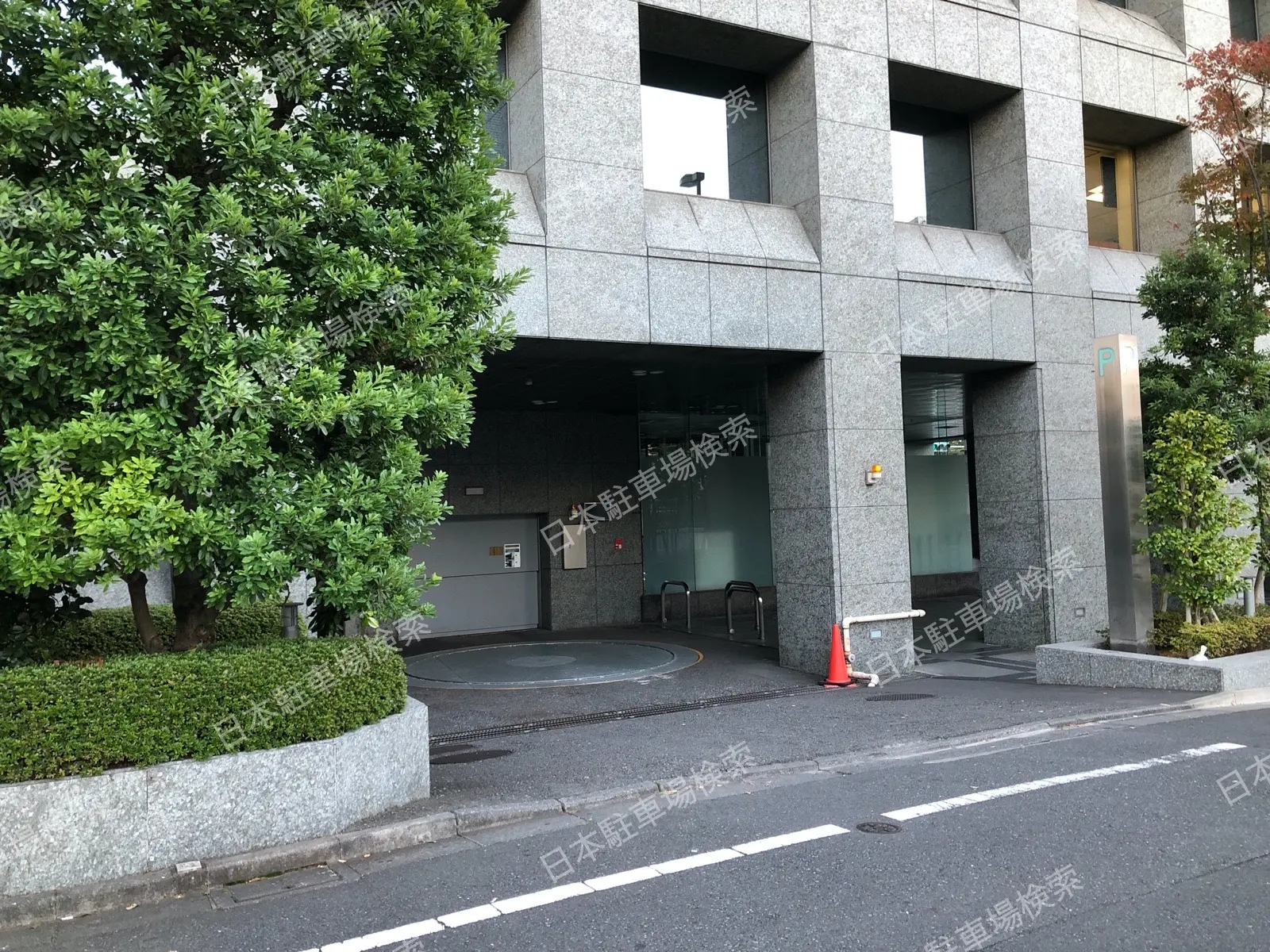 新宿区高田馬場1丁目　月極駐車場