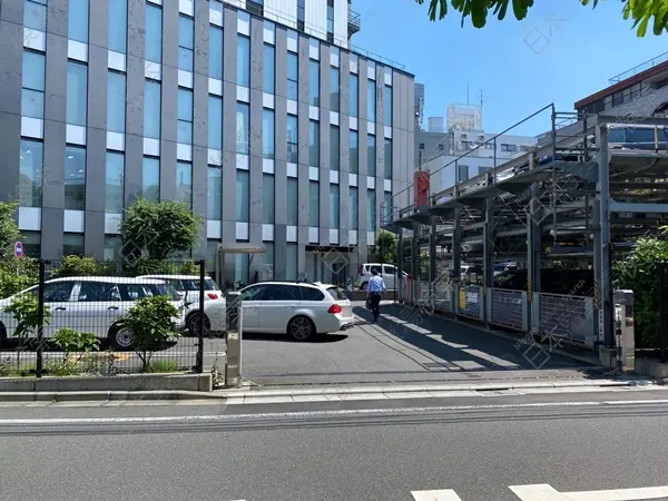 渋谷区千駄ヶ谷４丁目  月極駐車場