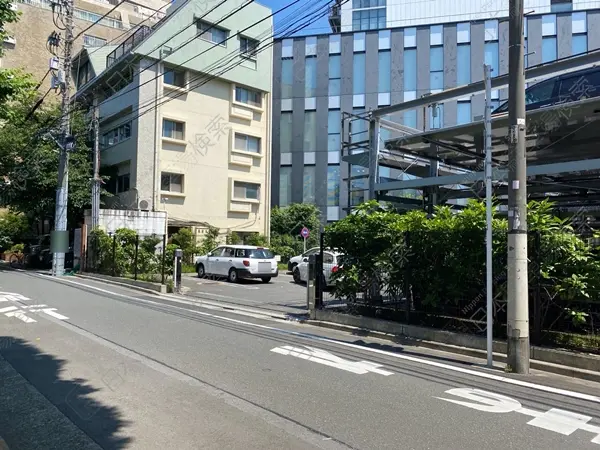 渋谷区千駄ヶ谷４丁目  月極駐車場