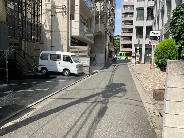 渋谷区千駄ヶ谷４丁目　月極駐車場