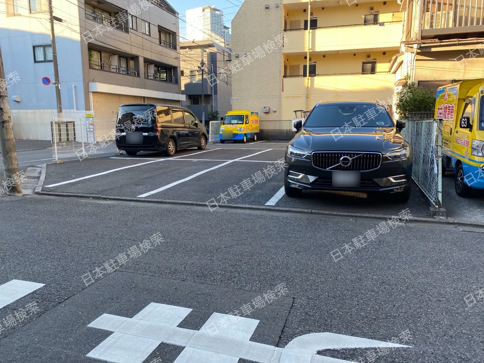 新宿区西新宿５丁目　月極駐車場